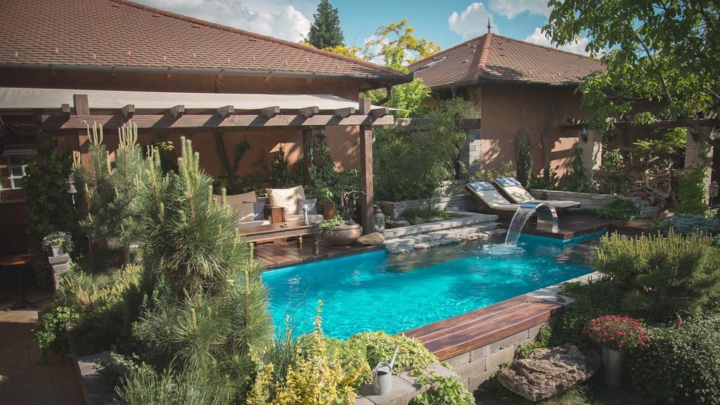 Luxus Wellness Apartman ベーケーシュチャバ エクステリア 写真